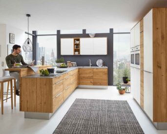 Holzkueche Mit Esstheke
